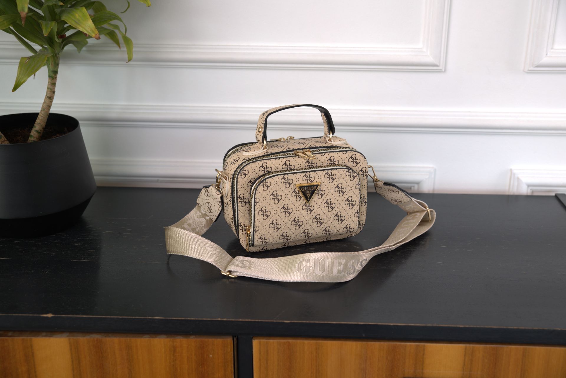 Guess 4G Logo Camera Bag, Beige